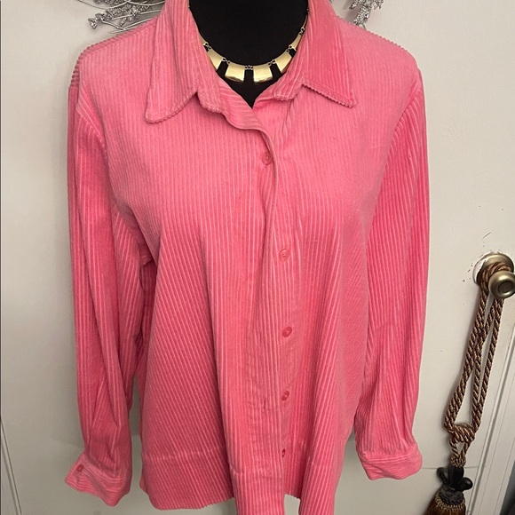 Top - Picture 1 of 7